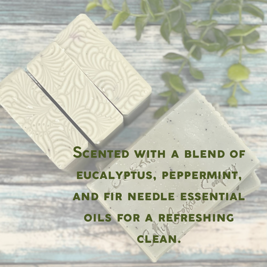 Scented with a blend of eucalyptus, peppermint, and fire needle for a refreshing clean